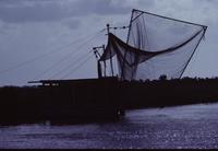 Barge-mounted popier