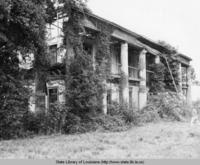 Seven Oaks plantation homein Kenner Louisiana circa 1970